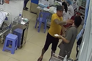 Lãnh đạo TP.HCM chỉ đạo sau vụ 2 nhân viên y tế bị hành hung