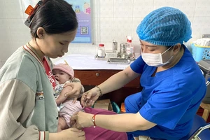 TP.HCM nhận 13.000 liều vaccine, sẽ tiêm cho trẻ ngay tuần này