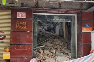 Sức khỏe nạn nhân vụ sập sàn nhà ở quận 1, TP.HCM