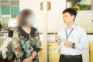 Nhiều người hoảng hốt đến Bệnh viện Chợ Rẫy vì cuộc gọi 'con cần mổ gấp'