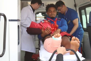 Dự kiến Nguyễn Xuân Son sẽ được phẫu thuật vào chiều tối nay