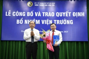 Ông Hồ Văn Hân làm Giám đốc Viện Y dược học dân tộc TP.HCM