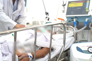 Bệnh viện Chợ Rẫy phối hợp y tế cơ sở cứu sống 2 ca đột quỵ cấp ở Phú Quốc