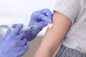 Khi nào cần tiêm vaccine ngừa bệnh não mô cầu?