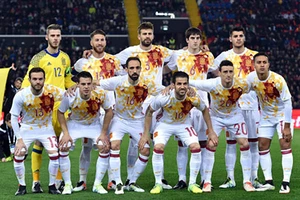 10 cầu thủ Tây Ban Nha bị thử doping trước trận gặp Ý