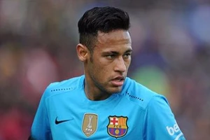 Neymar ở lại Barca thêm 5 năm với số tiền khổng lồ