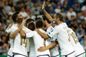 Azzurri thể hiện đẳng cấp trước Israel
