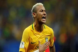 Neymar không thèm về PSG với mức lương khủng hơn cả Pogba 