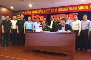  Kí biên bản bàn giao 21 ha mở rộng Tân Sơn Nhất
