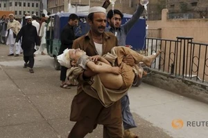 Xác định số phận người Việt Nam trong vụ động đất ở Nam Á