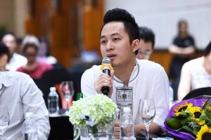 Ca sĩ Tùng Dương: 'Tình hình âm nhạc đang rất rối ren'