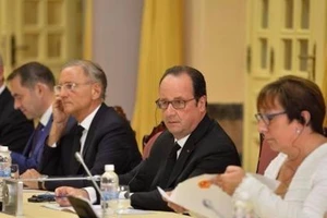 Lịch trình dày đặc của tổng thống Pháp ở Việt Nam