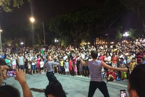 Hà Nội mở rộng phố đi bộ thêm 7 phố, 2 ngõ