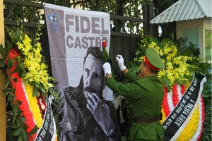 Cựu du học sinh Cuba bật khóc khi nhắc đến Fidel Castro
