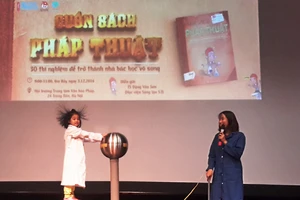 Khơi gợi đam mê trở thành nhà bác học cho trẻ em 