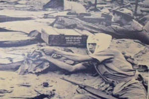 Dũng sĩ thành cổ 10 năm đề nghị 'trả lại tên' trong ảnh