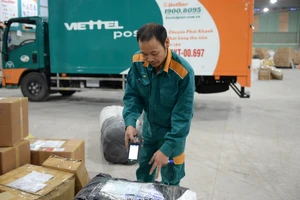 6 tháng, Viettel Post thu 2.000 tỉ từ chuyển phát 