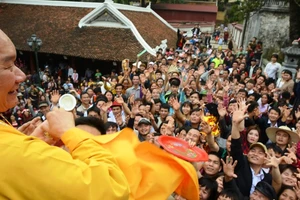 Lễ hội không được khơi gợi lòng ham tiền của mọi người