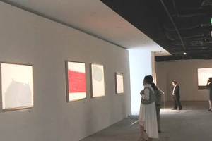 ‘Bóng và hình’ của họa sĩ Lê Thiết Cương