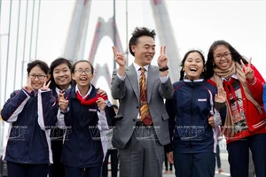 Ảnh trên cầu Nhật Tân đạt giải nhất tình hữu nghị Việt-Nhật