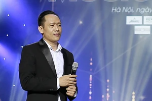 Duy Mạnh kể về những lần biểu diễn xuyên Tết phục vụ kiều bào