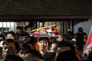 Loại bỏ khỏi lễ hội những tập tục không phù hợp với xu thế