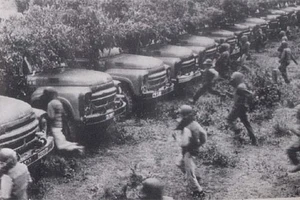 Tướng Đồng Sỹ Nguyên ưu đãi đặc biệt nhà thơ Phạm Tiến Duật