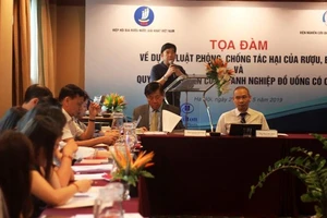 Tranh luận về quảng cáo đối với rượu, bia