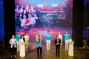Đêm nhạc Hướng về Nghệ Tĩnh quyên góp được hàng trăm triệu