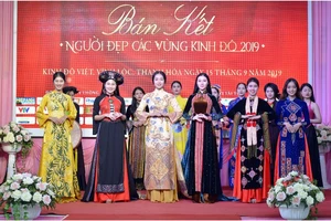 20 người đẹp vào đêm chung kết 'Người đẹp các vùng kinh đô'