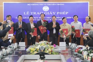 Trao giấy phép cho 18 tạp chí theo Quy hoạch báo chí