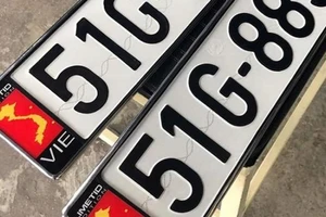  Xe dán bản đồ VN thiếu Hoàng Sa, Trường Sa sẽ bị xử lý