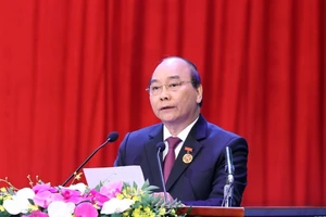 Thủ tướng Nguyễn Xuân Phúc, Chủ tịch Hội đồng Thi đua - Khen thưởng Trung ương, phát biểu khai mạc Đại hội. Ảnh: TTXVN 