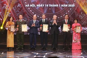 Giải Búa liềm vàng có nhiều bài viết xây dựng chỉnh đốn Đảng