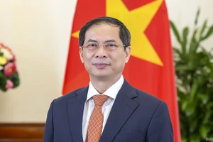 Bộ trưởng Ngoại giao gửi thư tới các cơ quan đại diện 