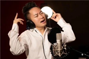 Ca sĩ Tùng Dương hát cổ vũ tuyến đầu chống dịch trong MV mới