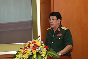 Đại tướng Lương Cường: Bộ đội chủ động đến với dân trong cuộc chiến với đại dịch