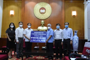 Cộng đồng người Việt Nam ở nước ngoài ủng hộ 3 tỉ phòng, chống dịch