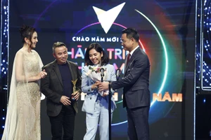 'Mưa lũ lịch sử miền Trung' được vinh danh 'Chương trình của năm'