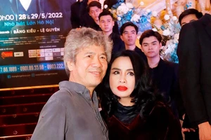 Diva Thanh Lam xuất hiện cùng bạn trai thu hút sự chú ý 