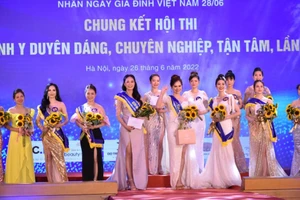 Chung kết Hội thi 'Phụ nữ ngành Y duyên dáng, chuyên nghiệp, tận tâm' 