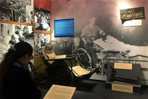 'Máu và Hoa – Hà Nội 12 ngày đêm' - tái hiện sự khốc liệt của trận 'Điện Biên Phủ trên không'