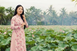 Miền quê đẹp nên thơ trong MV 'Quê ơi' của Quán quân Sao Mai Huyền Trang