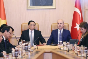 Thủ tướng Chính phủ Phạm Minh Chính gặp Chủ tịch Quốc hội Thổ Nhĩ Kỳ