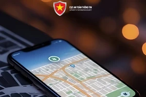 Suýt bị lừa vì tìm mua phần mềm đọc trộm tin nhắn điện thoại chồng