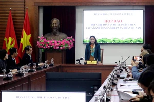 Thủ tướng chủ trì Hội nghị toàn quốc về phát triển các ngành công nghiệp văn hóa Việt Nam