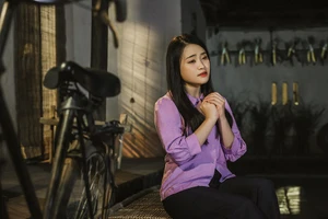 Giọng ca 18 tuổi mồ côi bố ra MV đầu tay 'Nhớ cha' đầy xúc động