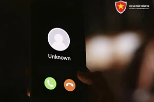 1 phụ nữ chuyển khoản 15 tỷ sau khi nhận cuộc gọi từ người tự xưng công an 