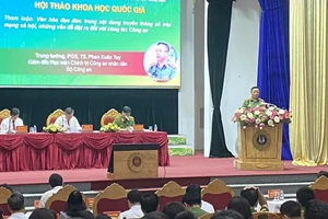 Mạng xã hội như con dao hai lưỡi, bộc lộ nhiều vấn đề nhức nhối