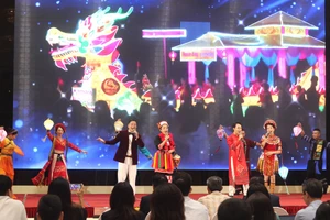 Lễ hội thành Tuyên bước sang năm thứ 20 với nhiều chương trình đặc sắc